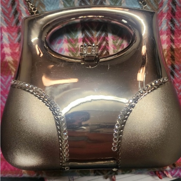 Shiney Silver Small Hard Case Purse with Jewels Chain Shoulder Strap - Picture 5 of 13